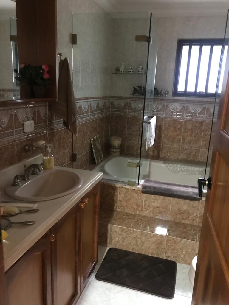 VENTA DE CASA EN PINARES