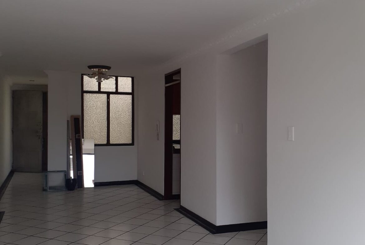 ARRIENDO APTO EN EL CENTRO