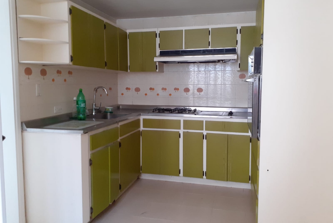 VENDO APARTAMENTO EN PINARES DE SAN MARTIN PEREIRA