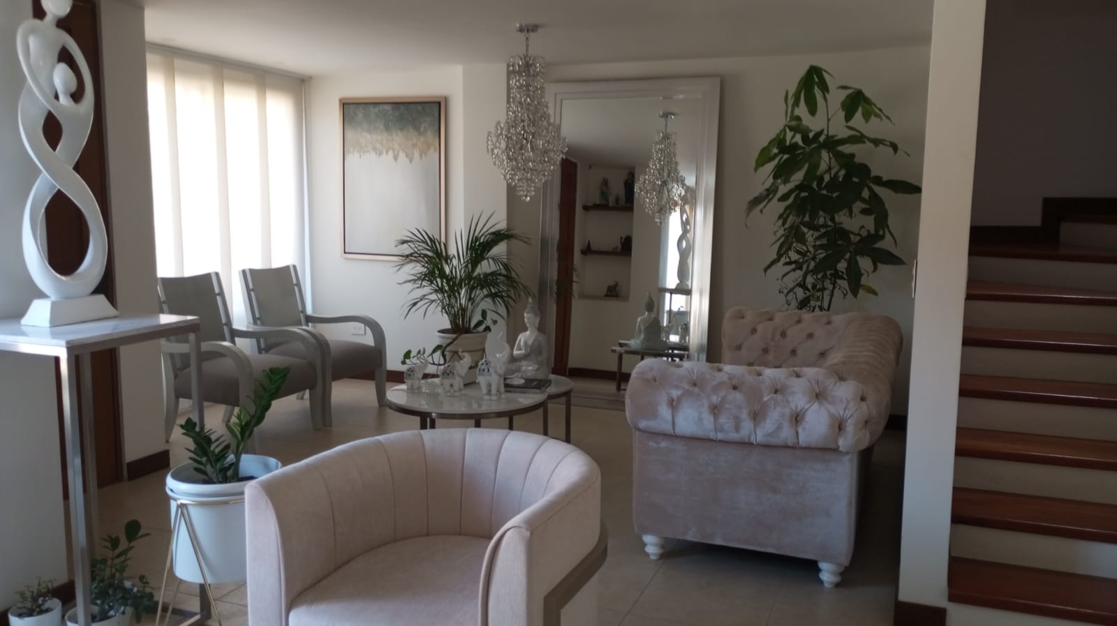 VENDO CASA EN CONJUNTO RESIDENCIAL SECTOR PINARES