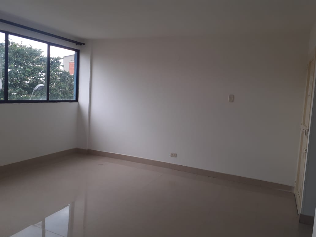 VENDO APARTAMENTO EN CONJUNTO LA LORENA PEREIRA