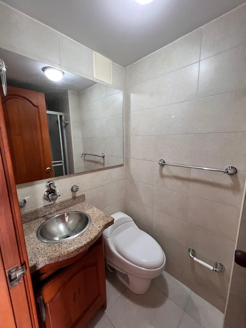 ALQUILER DE APARTAESTUDIO EN LOS ALPES