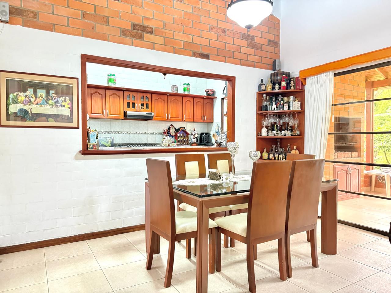 VENDO CASA CAMPESTRE EN COMBIA