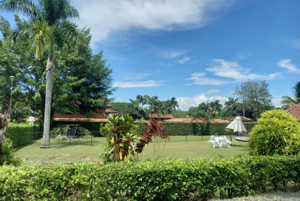 VENTA DE CABAÑA EN VITERBO CALDAS
