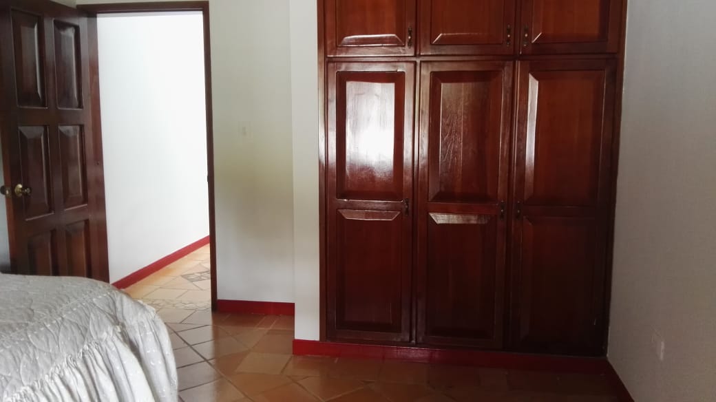 SE VENDE HERMOSA FINCA DE RECREO VIA A ARMENIA
