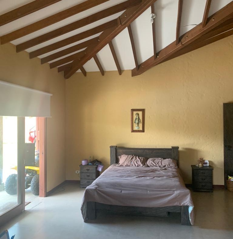 VENTA CASA CAMPESTRE EN VITERBO