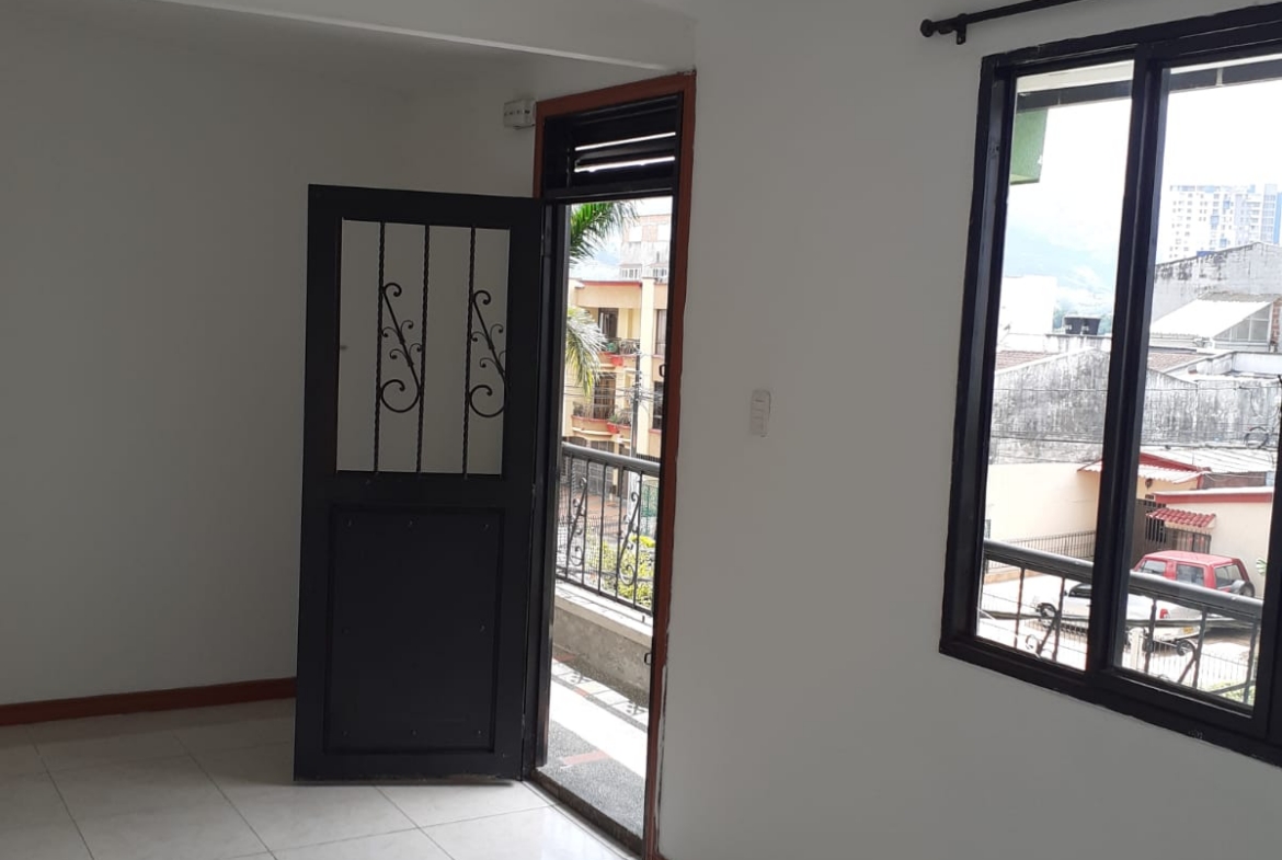 ARRIENDO APARTA ESTUDIO EN LA PRADERA
