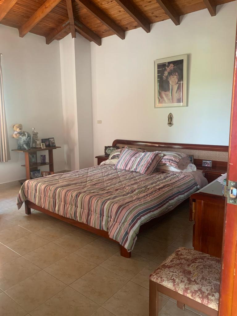 VENTA DE CASA CAMPESTRE EN VITERBO