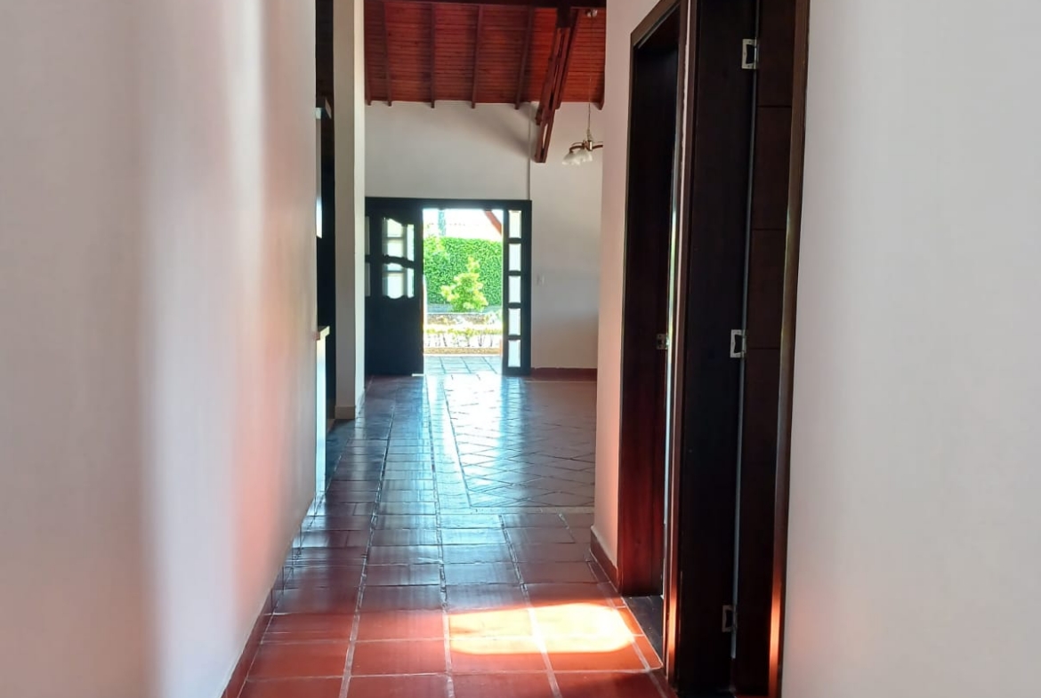 VENDO CASA CAMPESTRE VIA CERRITOS LA VIRGINIA