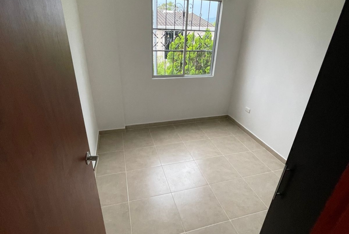 SE RENTA CASA EN CUBA- GUADALCANAL