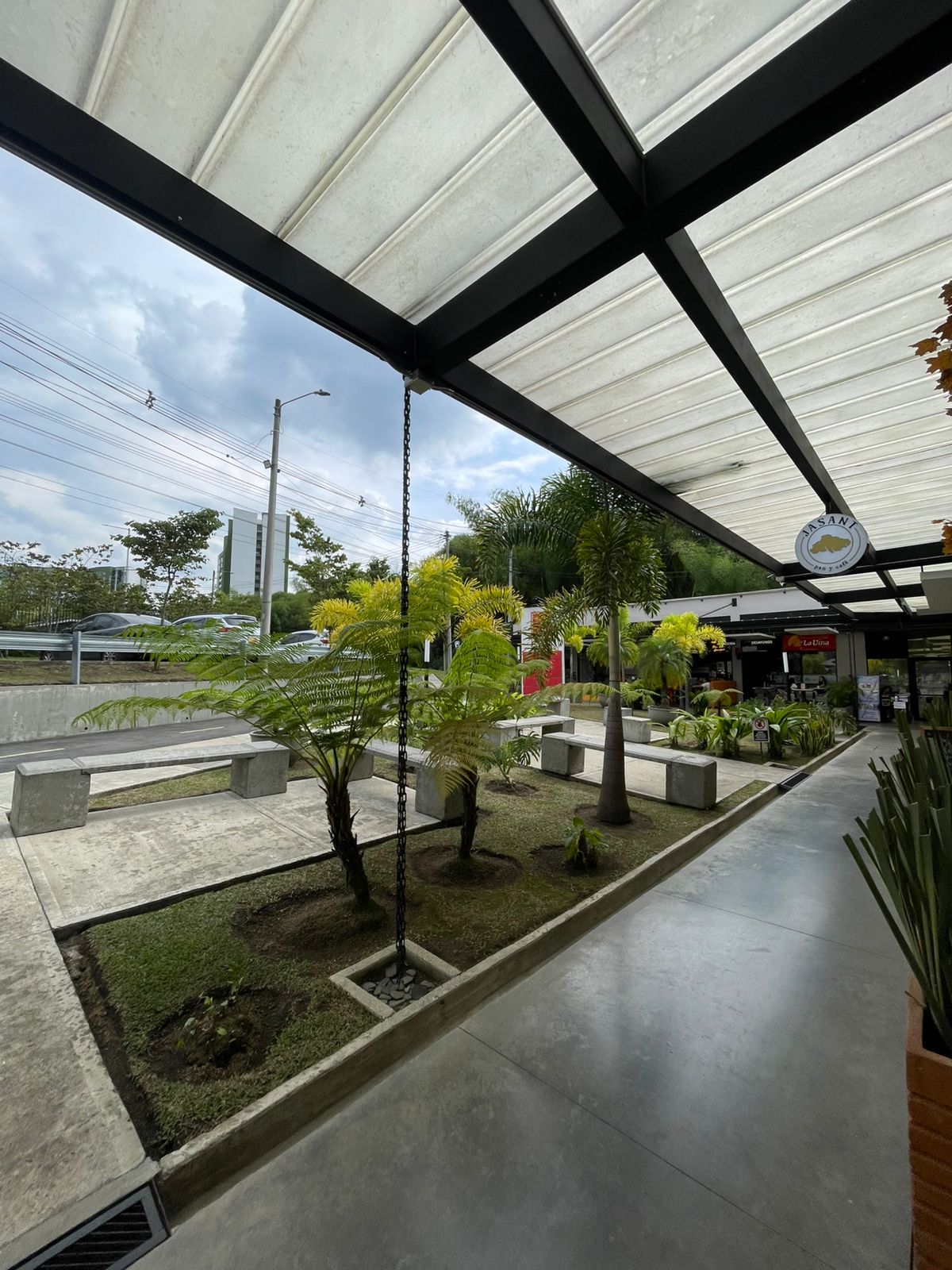 ARRIENDO LOCAL EN SAMARA , LA MACARENA DOSQU