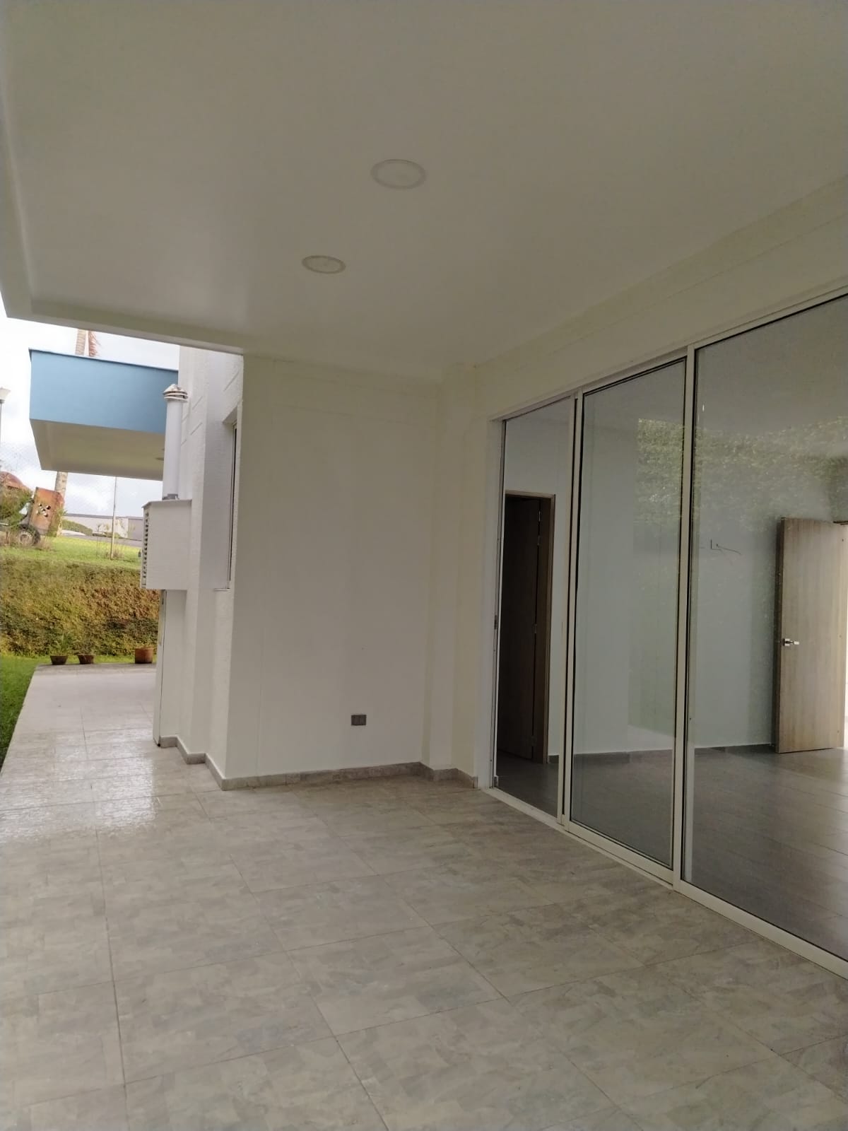 VENDO CASA CAMPESTRE VIA ARMENIA