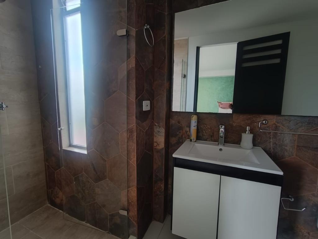 VENDO CASA EN PUEBLITO CAFETERO