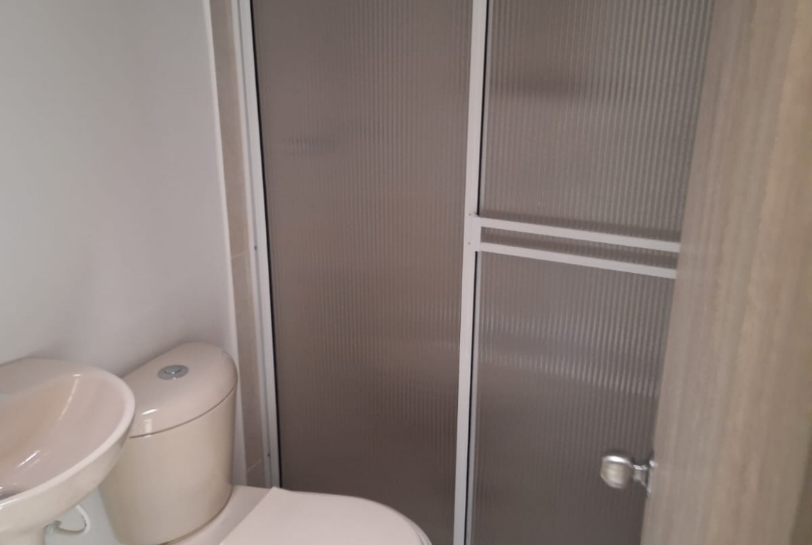 VENDO CASA EN BARRIO VALHER DOSQUEBRADAS