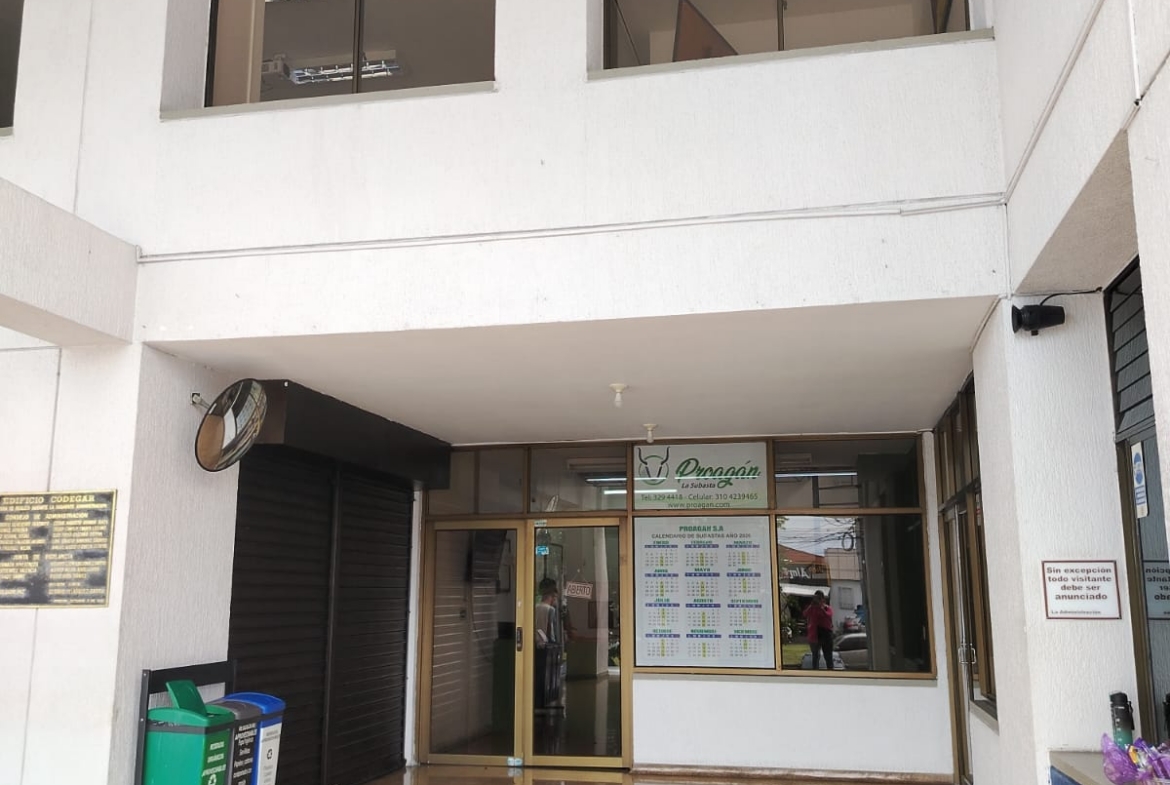 ARRIENDO OFICINA EN TURIN PERERIA