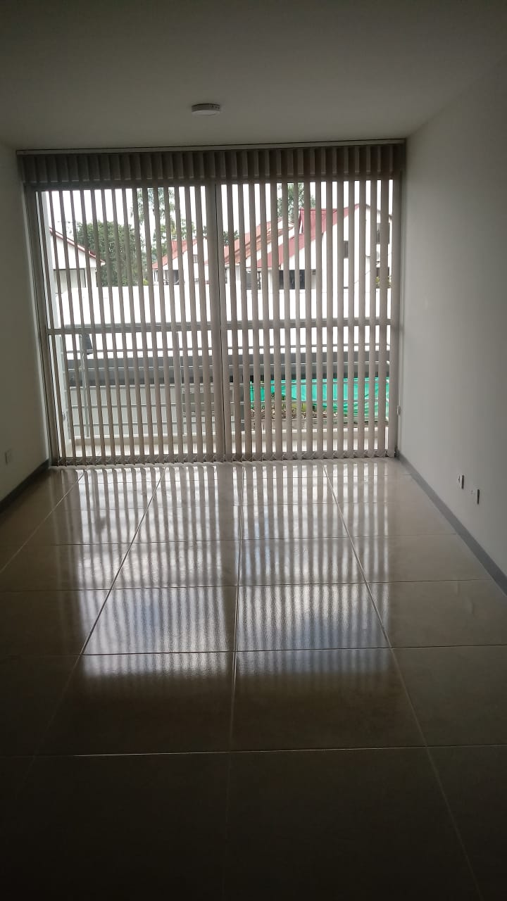 305071120260422042843 VENDO APARTAMENTO SECTOR UNICENTRO PEREIRA
