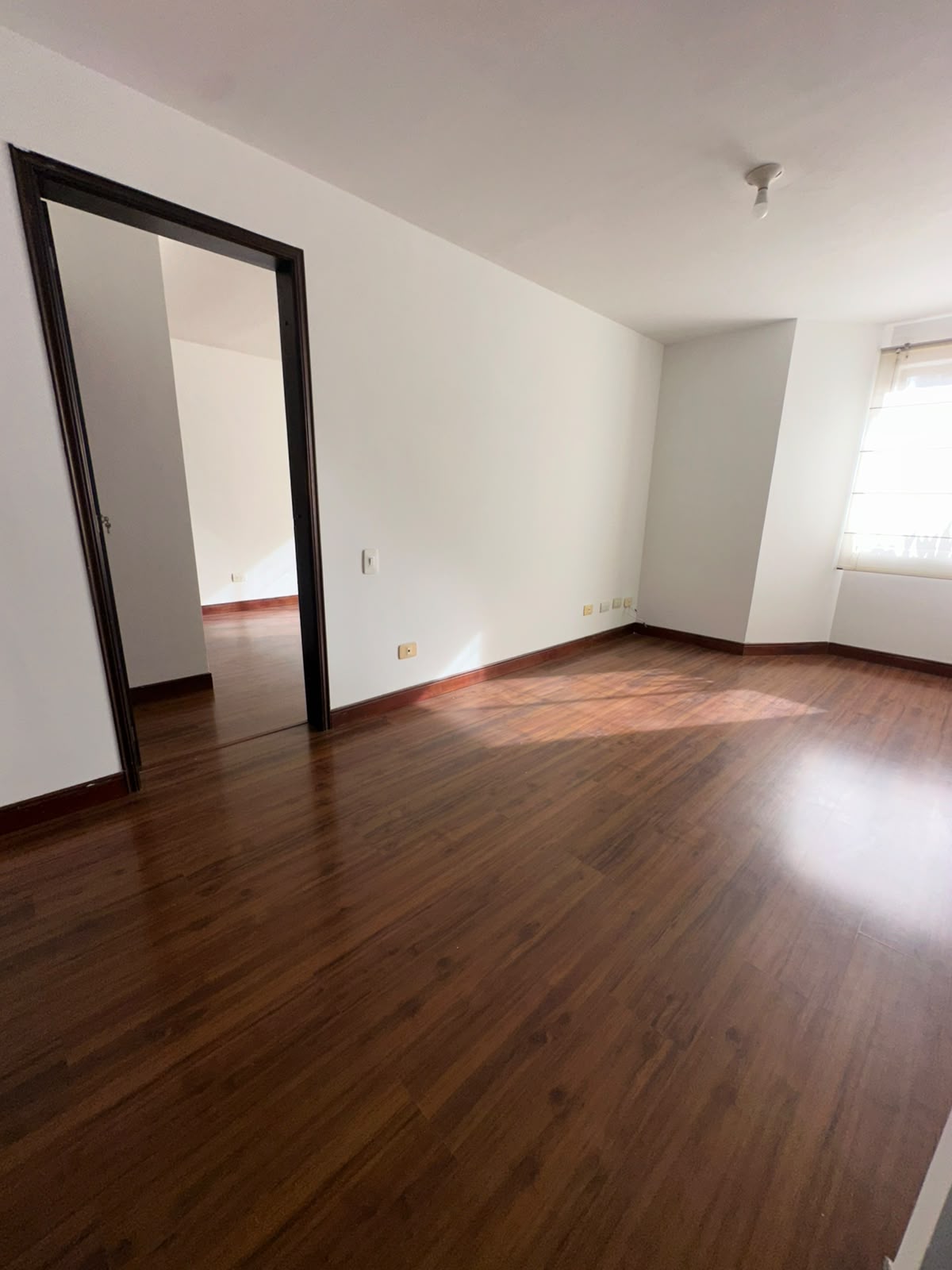 VENDO CASA EN SECTOR CIRCUNVALAR