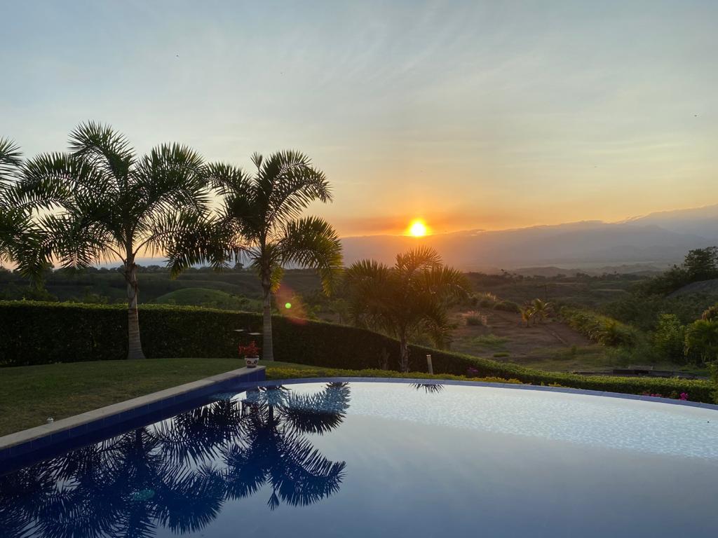 EN VENTA CASA CAMPESTRE EN CERRITOS PEREIRA