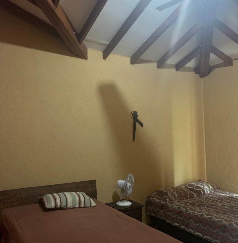 VENTA CASA CAMPESTRE EN VITERBO