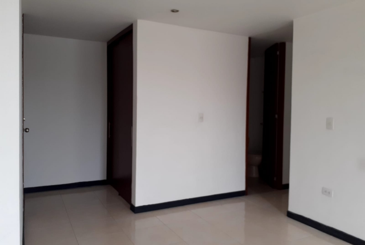 Vendo Apartamento en Portal de la 14 Pereira