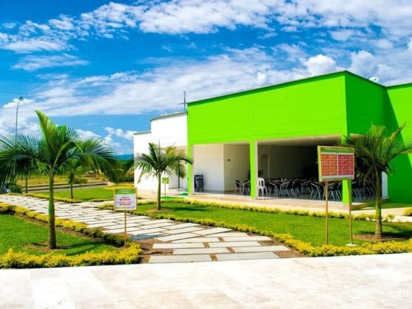 VENDO LOTE EN CONDOMINIO EN VITERBO