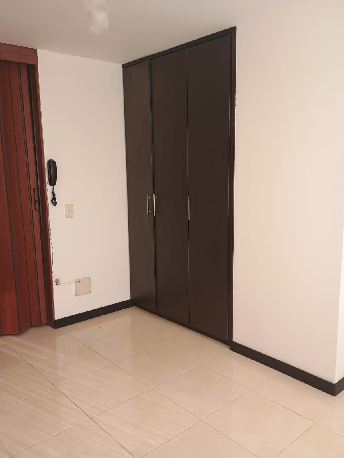 30507120240306041935 ARRIENDO APARTA ESTUDIO EN EL CENTRO PEREIRA
