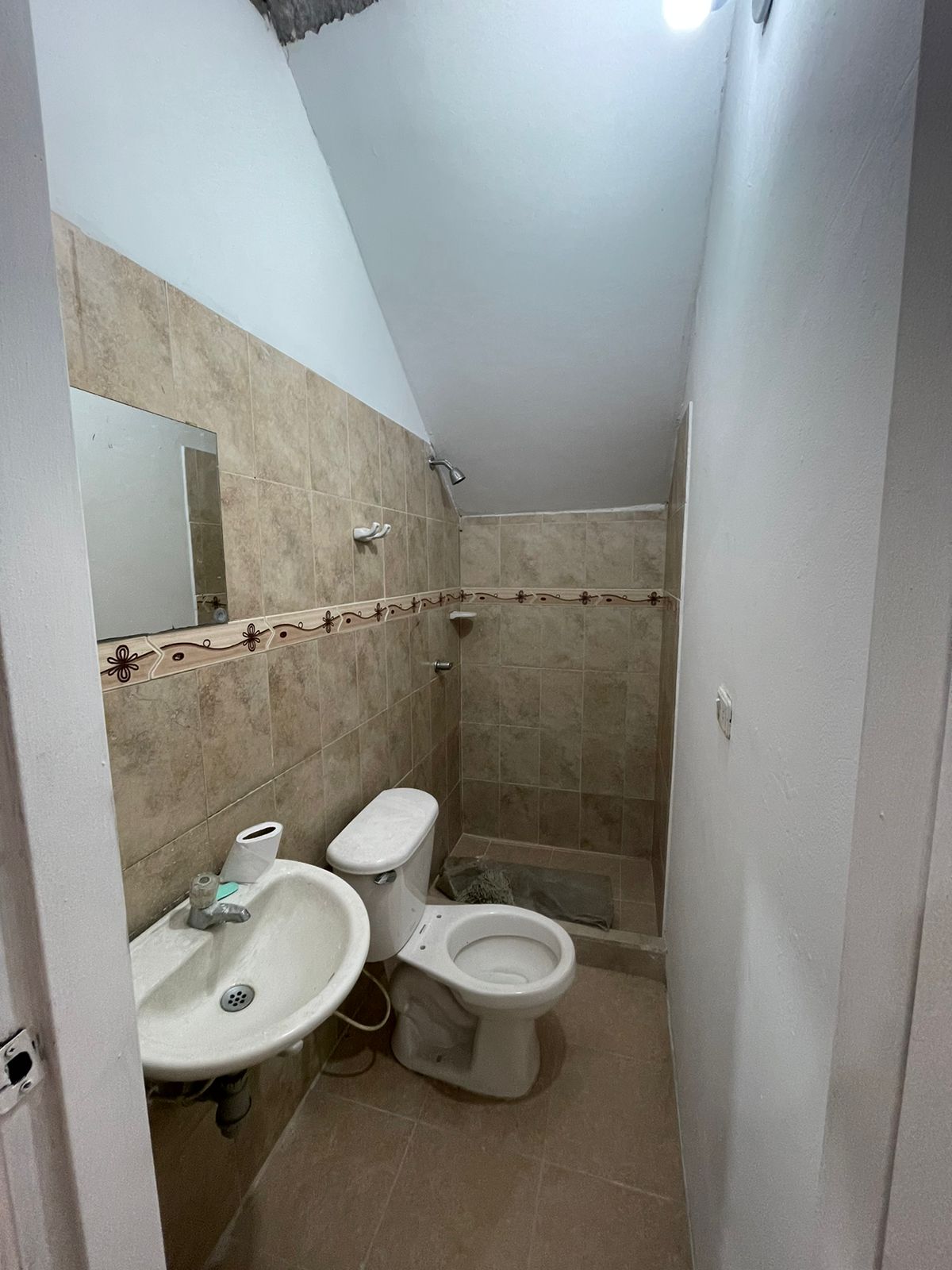 30507120240424092437 VENDO BODEGA PEREIRA