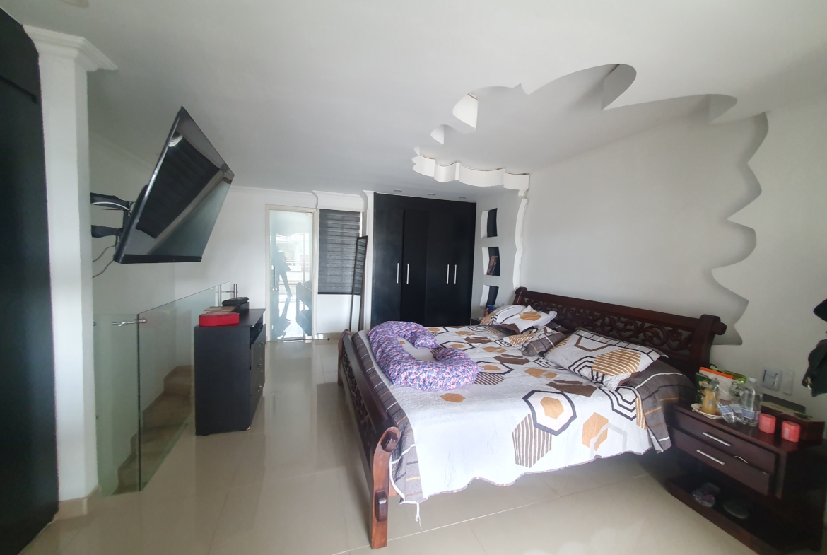 EN VENTA CASA AV SUR SECTOR PUEBLITO CAFETERO
