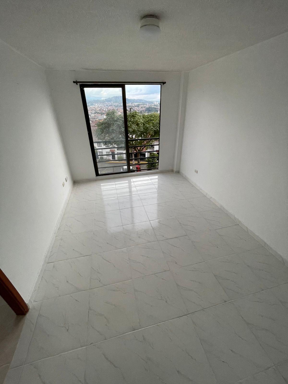 30507120250531095728 SE VENDE APARTA ESTUDIO EN CAÑAVERAL 1