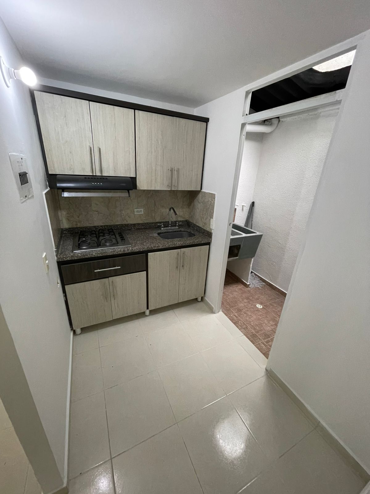 SE RENTA CASA EN CUBA- GUADALCANAL