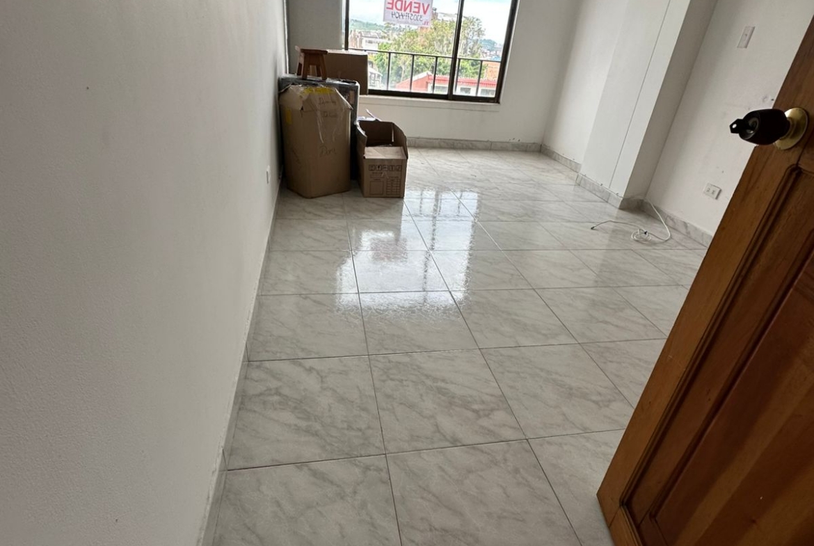 VENTA APARTAMENTO CENTRO DE PEREIRA, CERCA AL PARQUE EL LAGO
