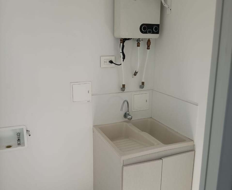 RENTO APARTAMENTO EN CONJUNTO CERRADO VÍA CERRITOS