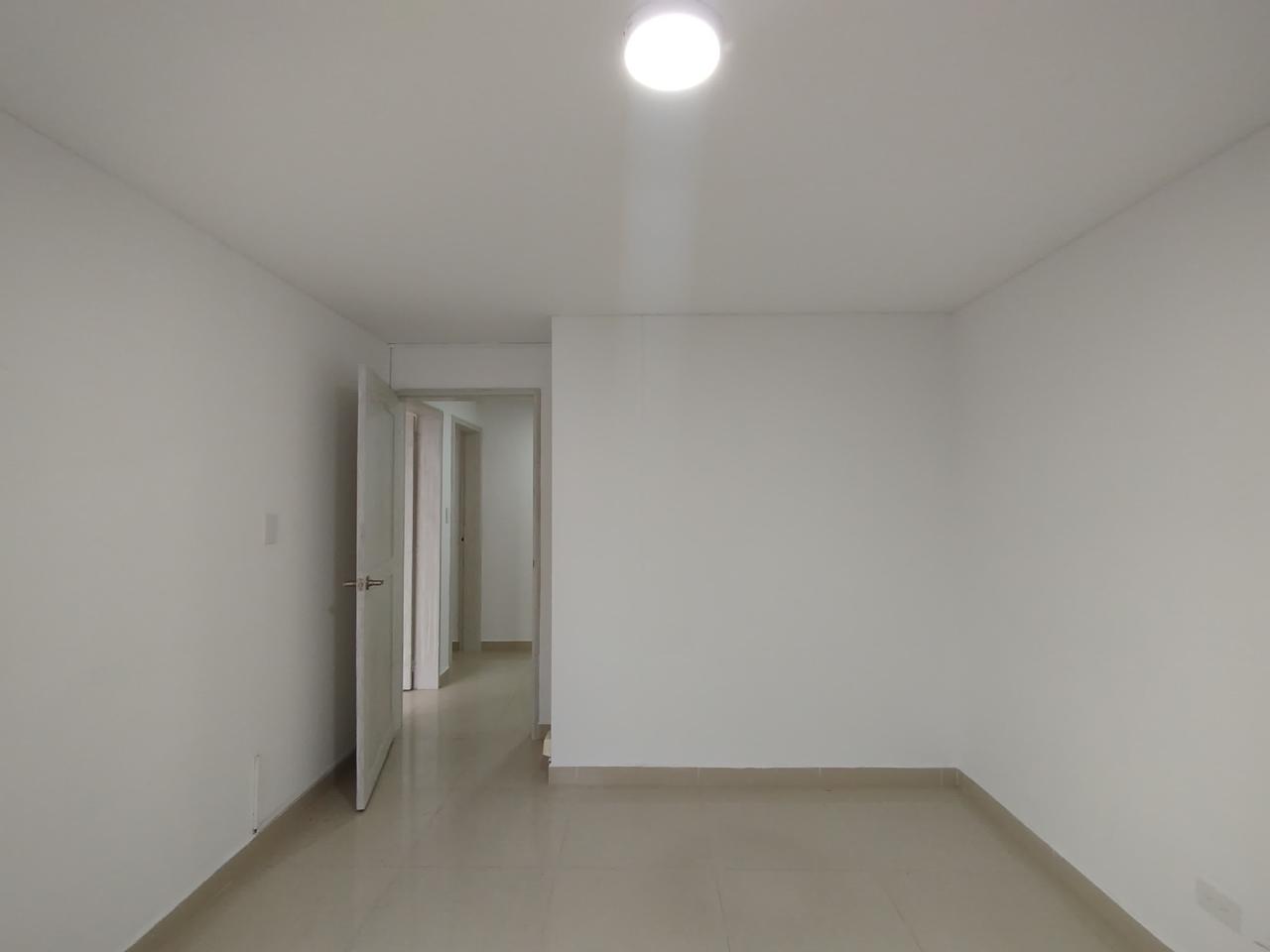 SE VENDE APARTAMENTO EN ALAMOS