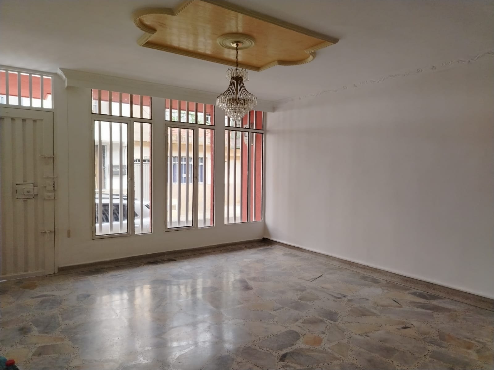 ARRIENDO CASA EN BARRIO CENTENARIO PEREIRA
