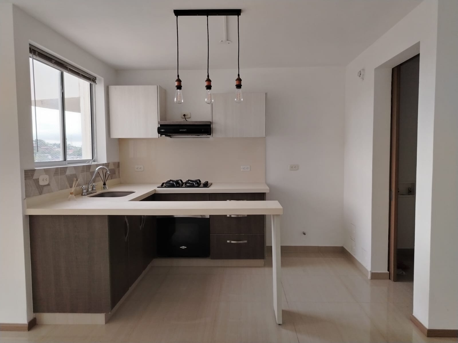 VENDO APARTAMENTO EN BARRIO ALAMOS PEREIRA