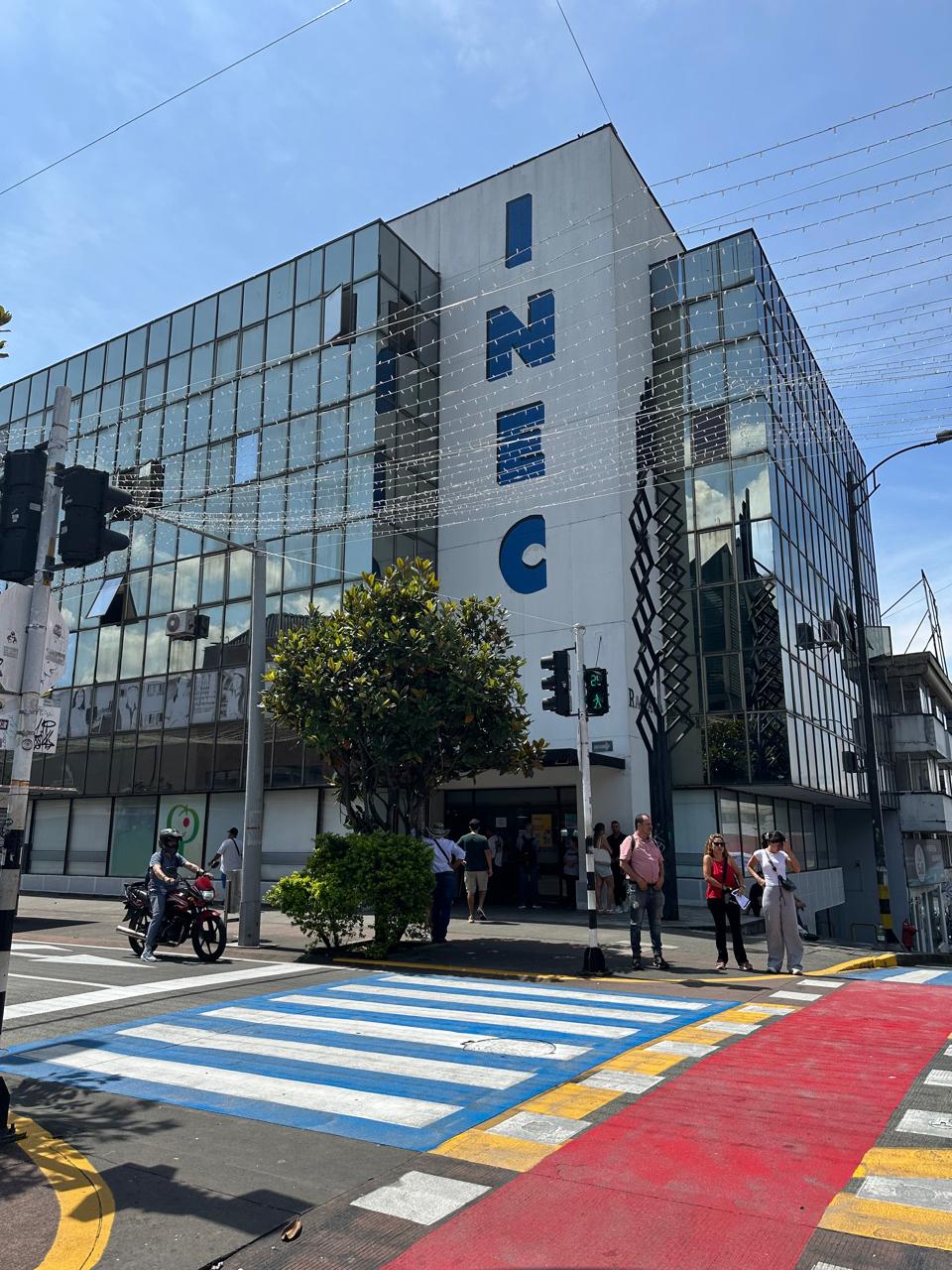 30507120260716115211 VENTA DE EDIFICIO PARA OFICINAS EN EL CENTRO DE PEREIRA
