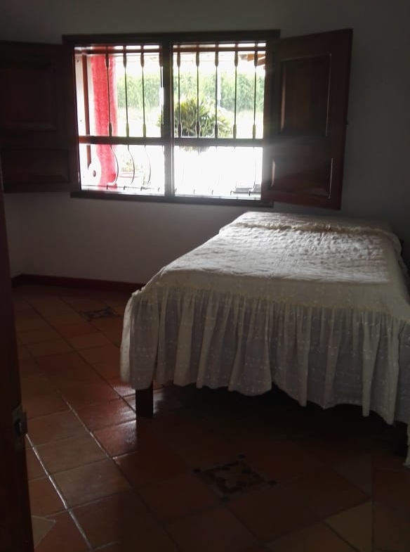 SE VENDE HERMOSA FINCA DE RECREO VIA A ARMENIA