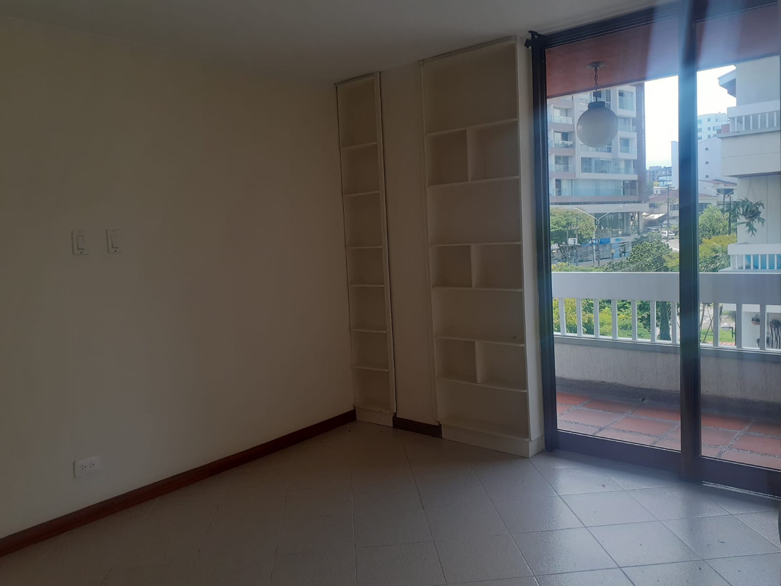 305071220220405042505 VENDO APARTAMENTO EN PINARES DE SAN MARTIN PEREIRA
