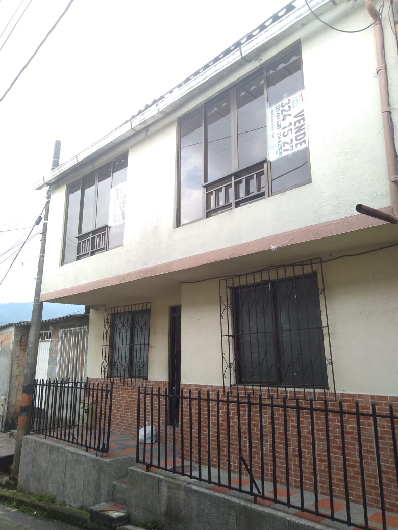 305071220220514084350-1 VENDO CASA EN DOSQUEBRADAS