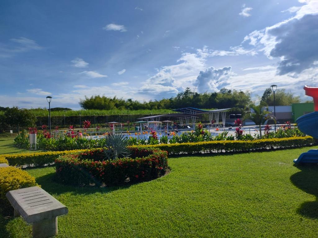 VENDO LOTE EN CONDOMINIO EN VITERBO CALDAS