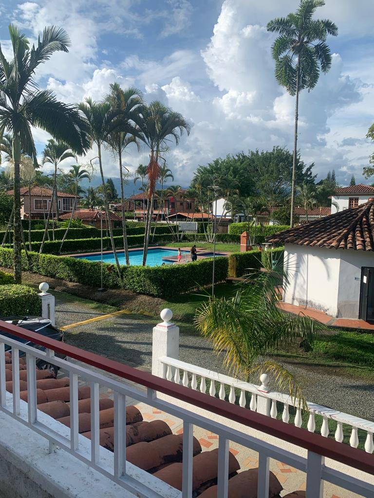 VENTA DE CASA CAMPESTRE EN VITERBO