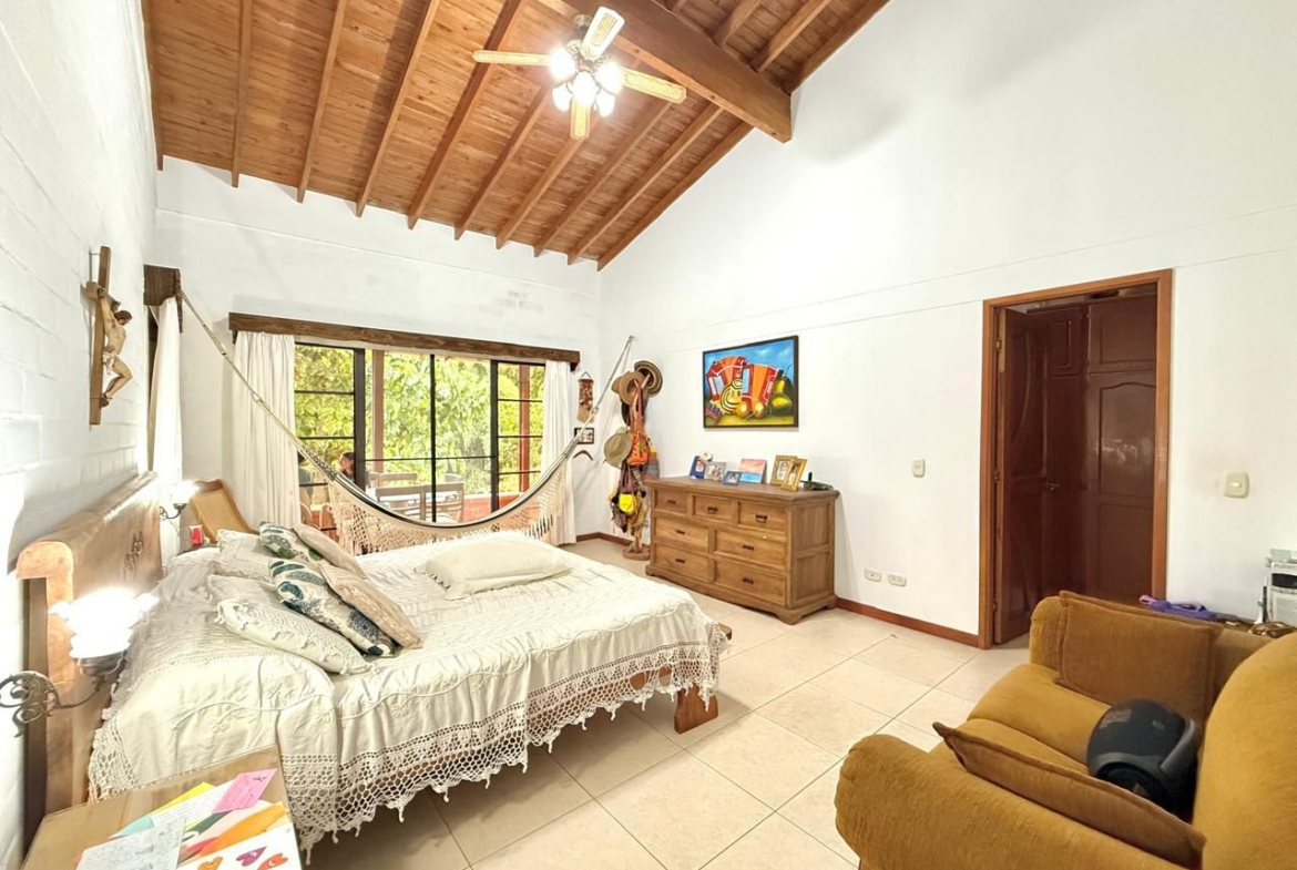 VENDO CASA CAMPESTRE EN COMBIA