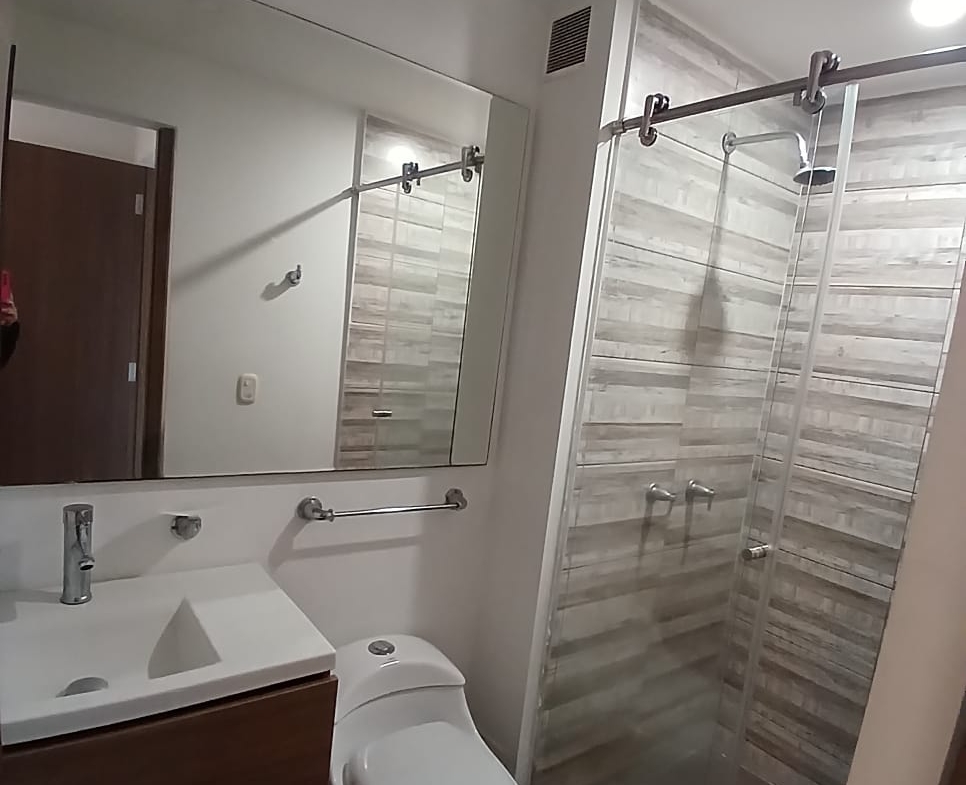 VENDO APARTAMENTO EN ALAMOS PEREIRA