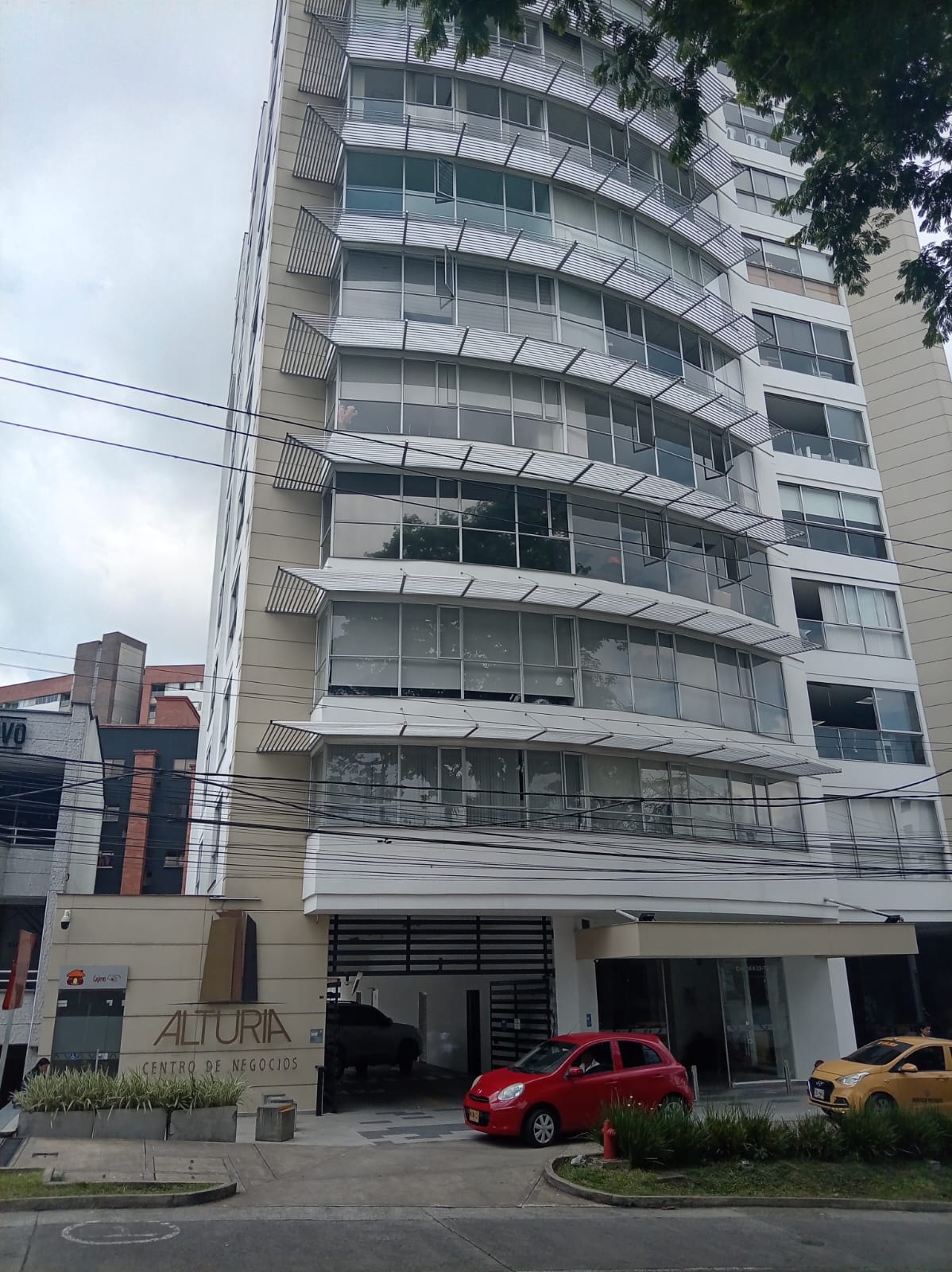 305071220251104093357-3 SE VENDE OFICINA EN CENTRO DE NEGOCIOS EN ÁLAMOS PEREIRA