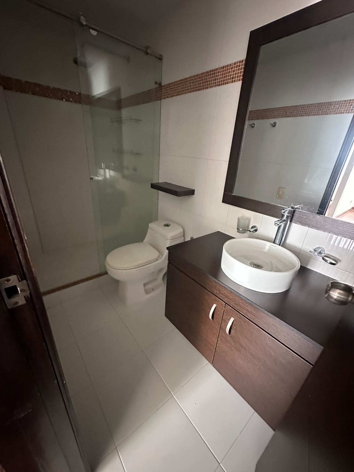 VENDO CASA EN SECTOR CIRCUNVALAR
