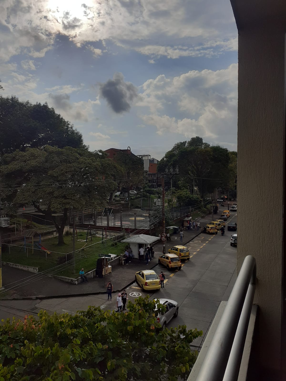 ARRIENDO APTO EN EL CENTRO