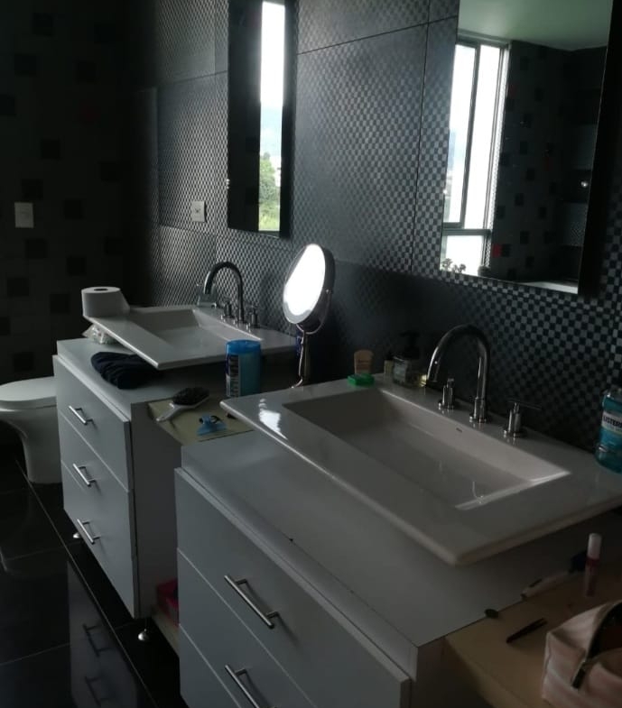 VENDO PENT HOUSE DUPLEX EN EXCLUSIVO SECTOR DE PINARES