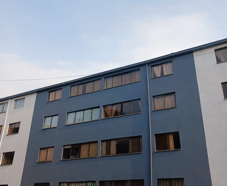 VENDO APARTAMENTO EN CONJUNTO LA LORENA PEREIRA