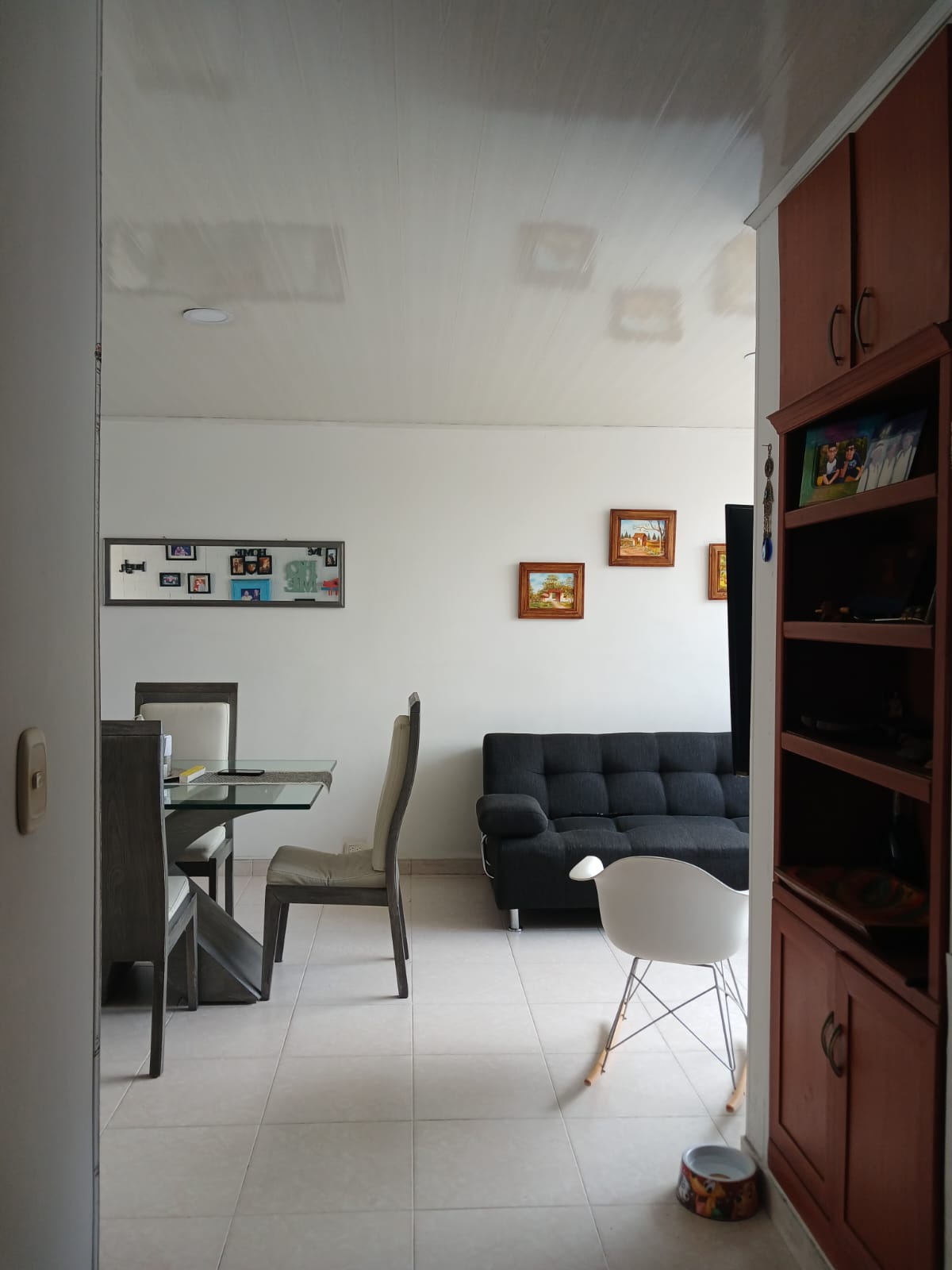 VENDO APARTAMENTO EN LOS CEDROS PEREI