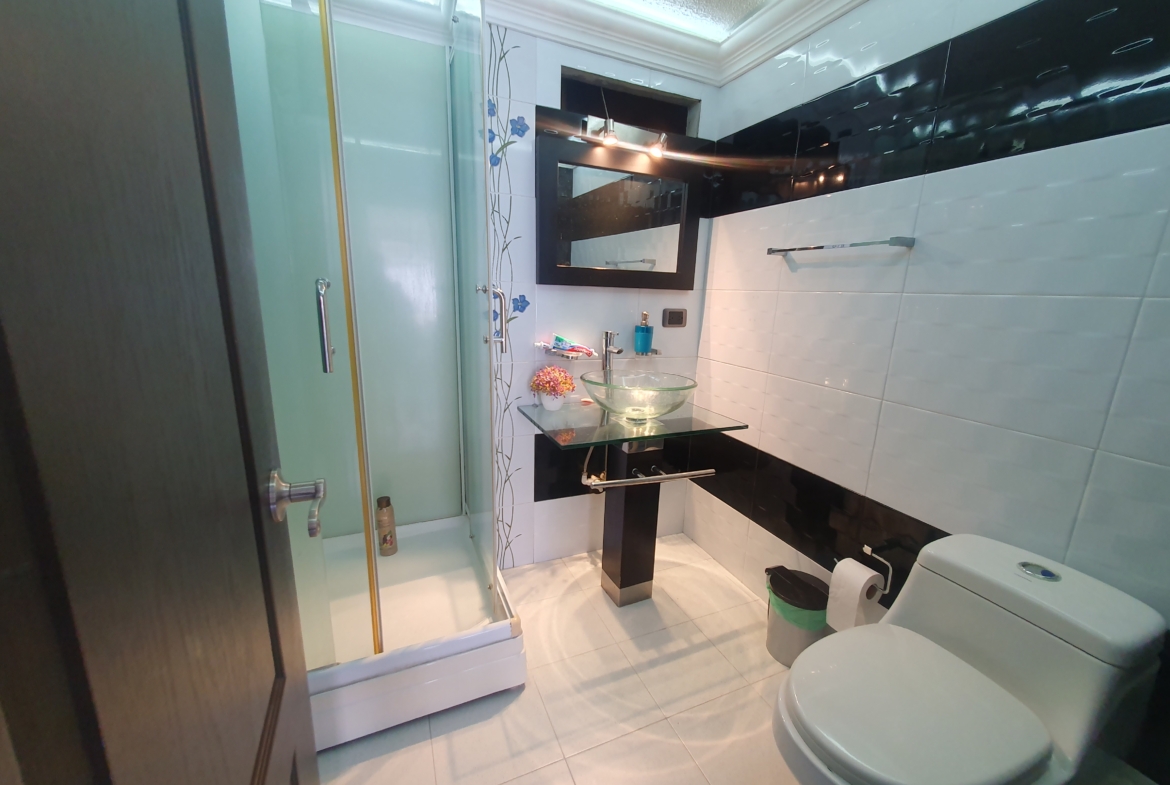 CASA EN VENTA AVENIDA SUR SECTOR HOME CENTER
